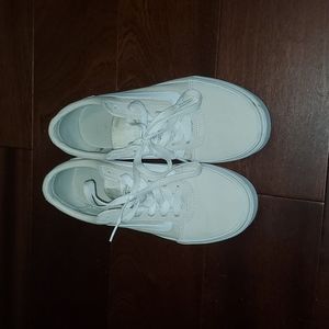 Womens Van's off white sz 6. Like new.